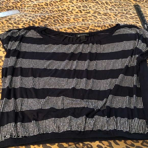 INC International Concepts size
XL  navy & silver studded top short sleeve - Picture 6 of 12